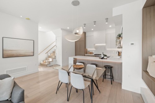 1-625 24Th Avenue E, Vancouver, BC 