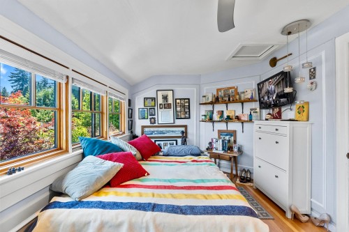 445 Oxley Street N, West Vancouver, BC 