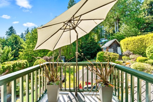 445 Oxley Street N, West Vancouver, BC 