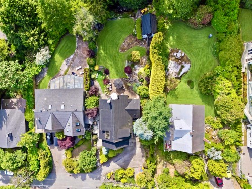 445 Oxley Street N, West Vancouver, BC 