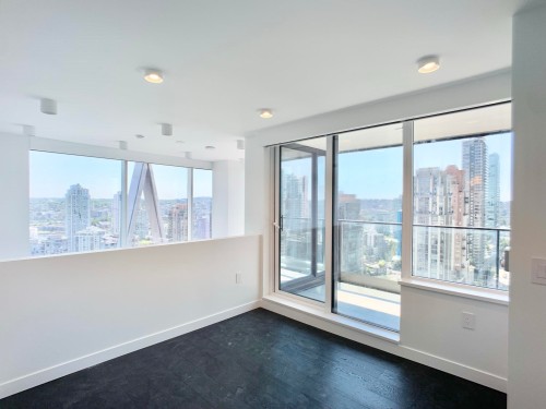 1111 Richards, Vancouver, BC 