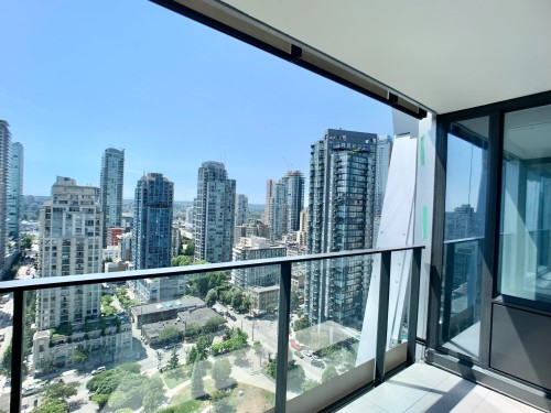 1111 Richards, Vancouver, BC 