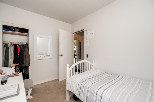 715 Roderick Avenue, Coquitlam, BC 