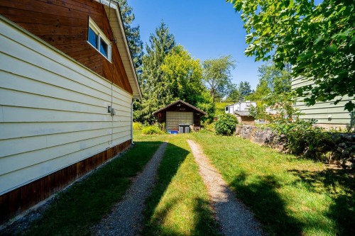 715 Roderick Avenue, Coquitlam, BC 