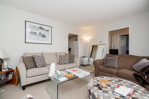 715 Roderick Avenue, Coquitlam, BC 