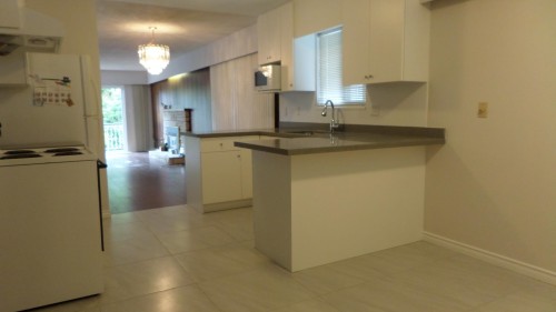 5970 Joyce Street, Vancouver, BC - Indoor Photo Showing Kitchen