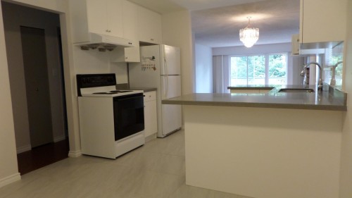 5970 Joyce Street, Vancouver, BC - Indoor Photo Showing Kitchen