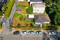 106 Templeton Drive N Vancouver, BC V5L 3E2