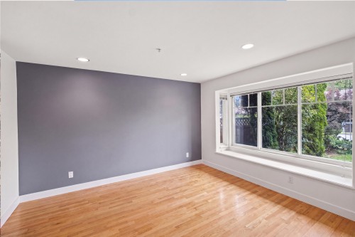 416 Keith Road W, North Vancouver, BC 
