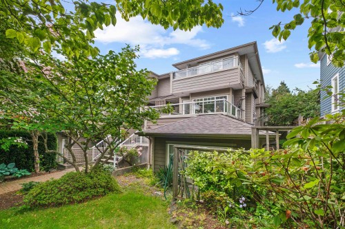 416 Keith Road W, North Vancouver, BC 