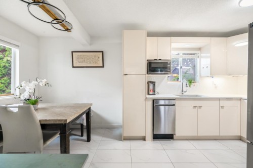 8-8691 Cook Road  Richmond, BC V6Y 1V8