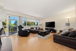 693 Plymouth Drive  North Vancouver, BC V7H 2H5