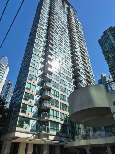 3307-1328 Pender Street W, Vancouver, BC 