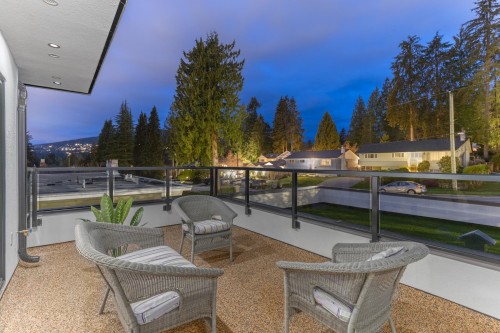 929 Canyon Boulevard, North Vancouver, BC 