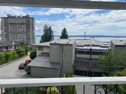 B-299 24th Street West Vancouver, BC V7V 4G9