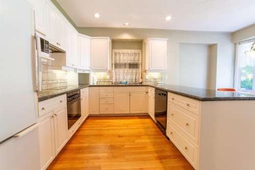 2849 35Th Avenue W, Vancouver, BC 
