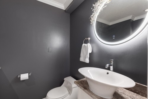 3557 36Th Avenue W, Vancouver, BC - Indoor Photo Showing Bathroom
