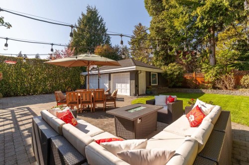 3557 36Th Avenue W, Vancouver, BC - Outdoor With Deck Patio Veranda