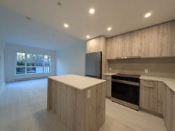 213-3594 Malsum Drive North Vancouver, BC V7G 0B5