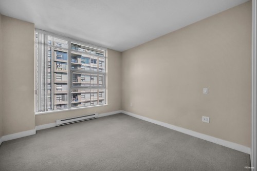 1007-9222 University Crescent, Burnaby, BC - Indoor Photo Showing Other Room