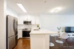 204-260 Newport Drive Port Moody, BC V3H 5C6