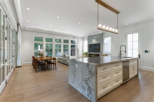 1341 Matthews Avenue, Vancouver, BC 