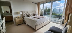 402-876 Keith Road West Vancouver, BC V7T 1M3