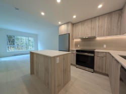 313-3594 Malsum Drive North Vancouver, BC V7G 0B5