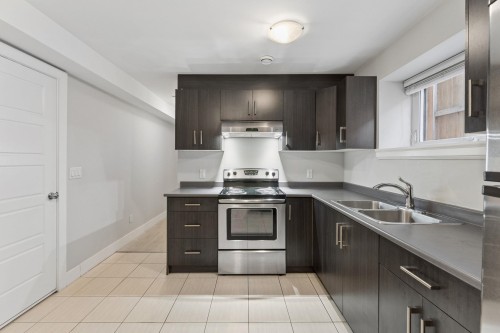 3233 Grant Street, Vancouver, BC 
