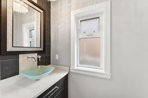 3233 Grant Street, Vancouver, BC 