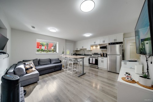 708 Austin Avenue, Coquitlam, BC 