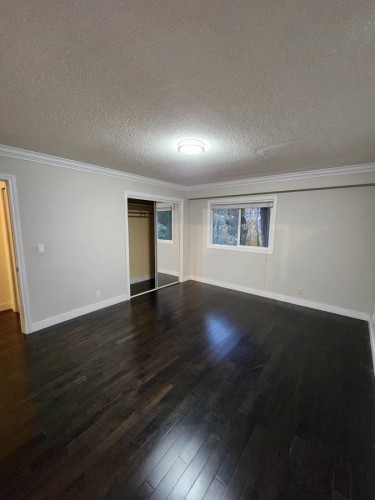 322 Mariner Way, Coquitlam, BC 