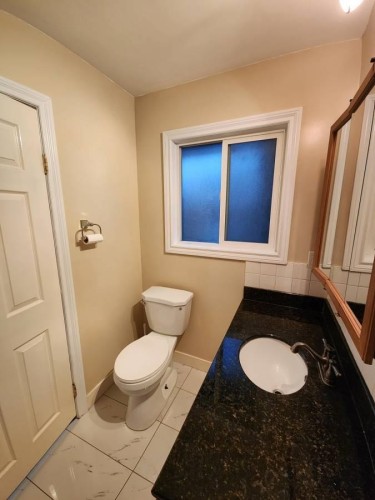 322 Mariner Way, Coquitlam, BC 