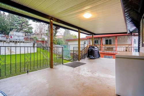 322 Mariner Way, Coquitlam, BC 