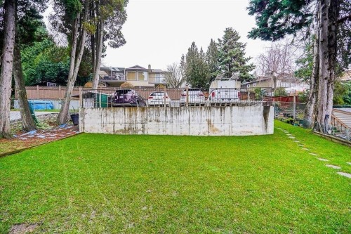 322 Mariner Way, Coquitlam, BC 