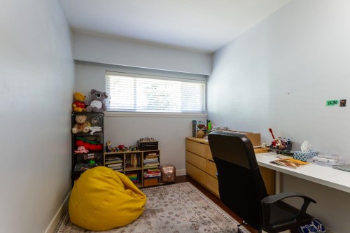7643 Selkirk Street, Vancouver, BC 