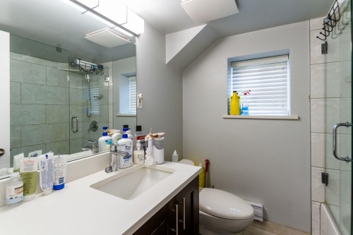 7643 Selkirk Street, Vancouver, BC 