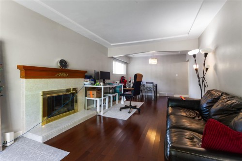 7643 Selkirk Street, Vancouver, BC 
