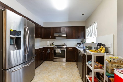 7643 Selkirk Street, Vancouver, BC 