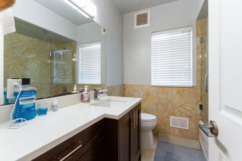 7643 Selkirk Street, Vancouver, BC 