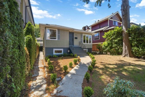 3534 17Th Avenue W, Vancouver, BC 