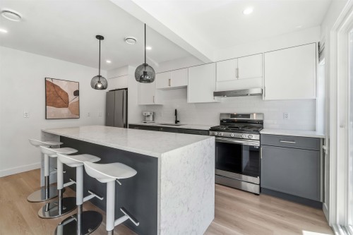 3534 17Th Avenue W, Vancouver, BC 