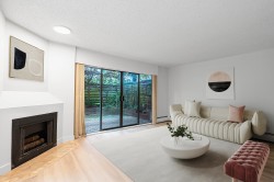 102-747 17th Street West Vancouver, BC V7V 3T4