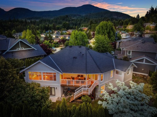 1001 Condor Place, Squamish, BC 
