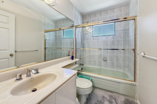 2755 20Th Avenue W, Vancouver, BC 