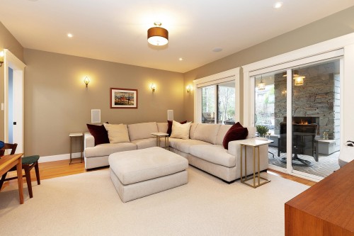 2209 St. George Street, Port Moody, BC 