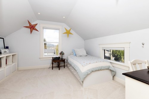 2209 St. George Street, Port Moody, BC 