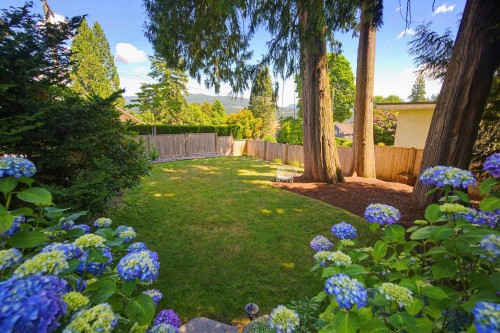 2209 St. George Street, Port Moody, BC 