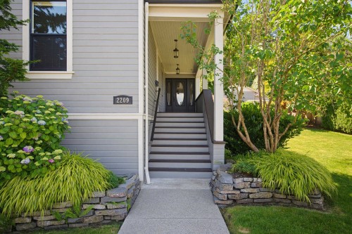 2209 St. George Street, Port Moody, BC 