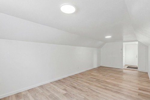 37937 Fourth Avenue, Squamish, BC 